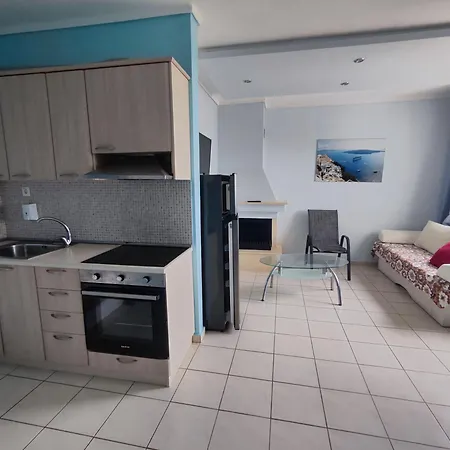 First Line House Lägenhet *