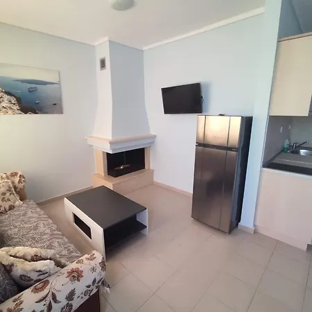 First Line House Διαμέρισμα *