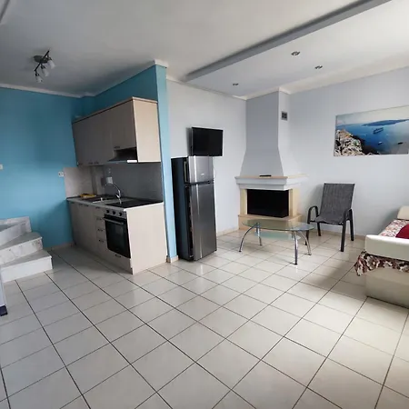 شقة First Line House