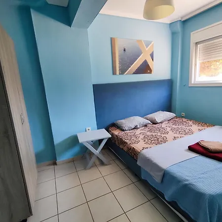 First Line House Апартаменты *