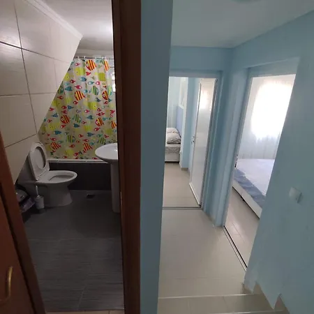 First Line Apartmán