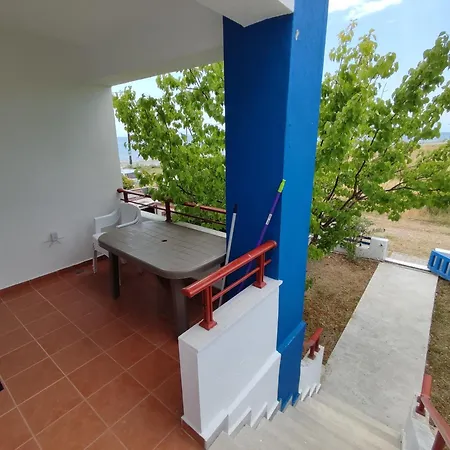 First Line Apartmán Sozopoli