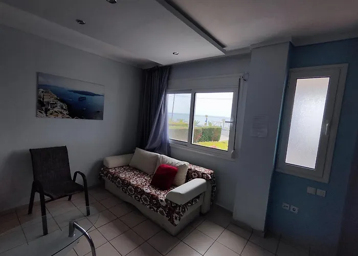 Апартаменты First Line House