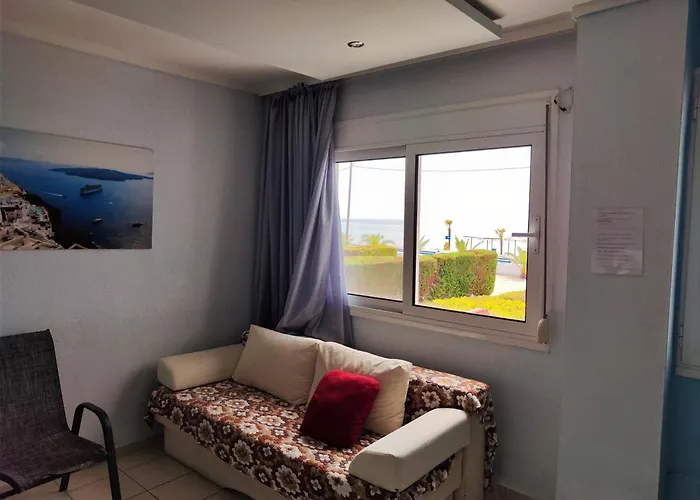 First Line House Апартаменты *