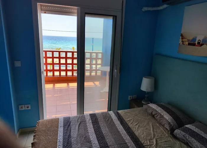 Апартаменты First Line House