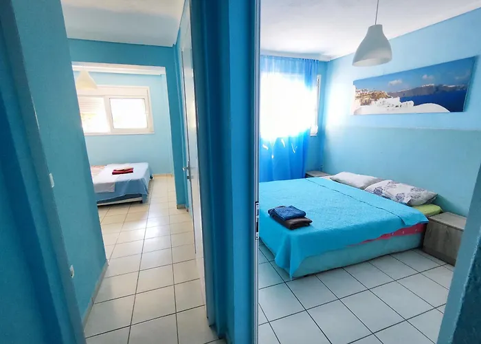 Апартаменты First Line House *