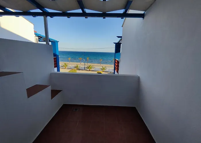 Апартаменты First Line House