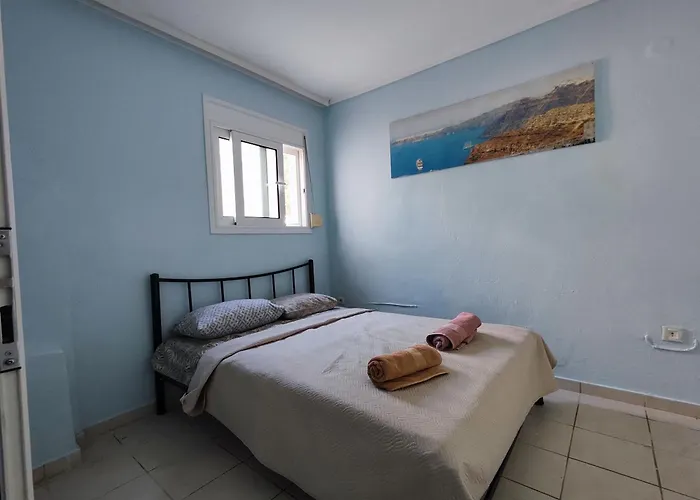 First Line House Апартаменты *